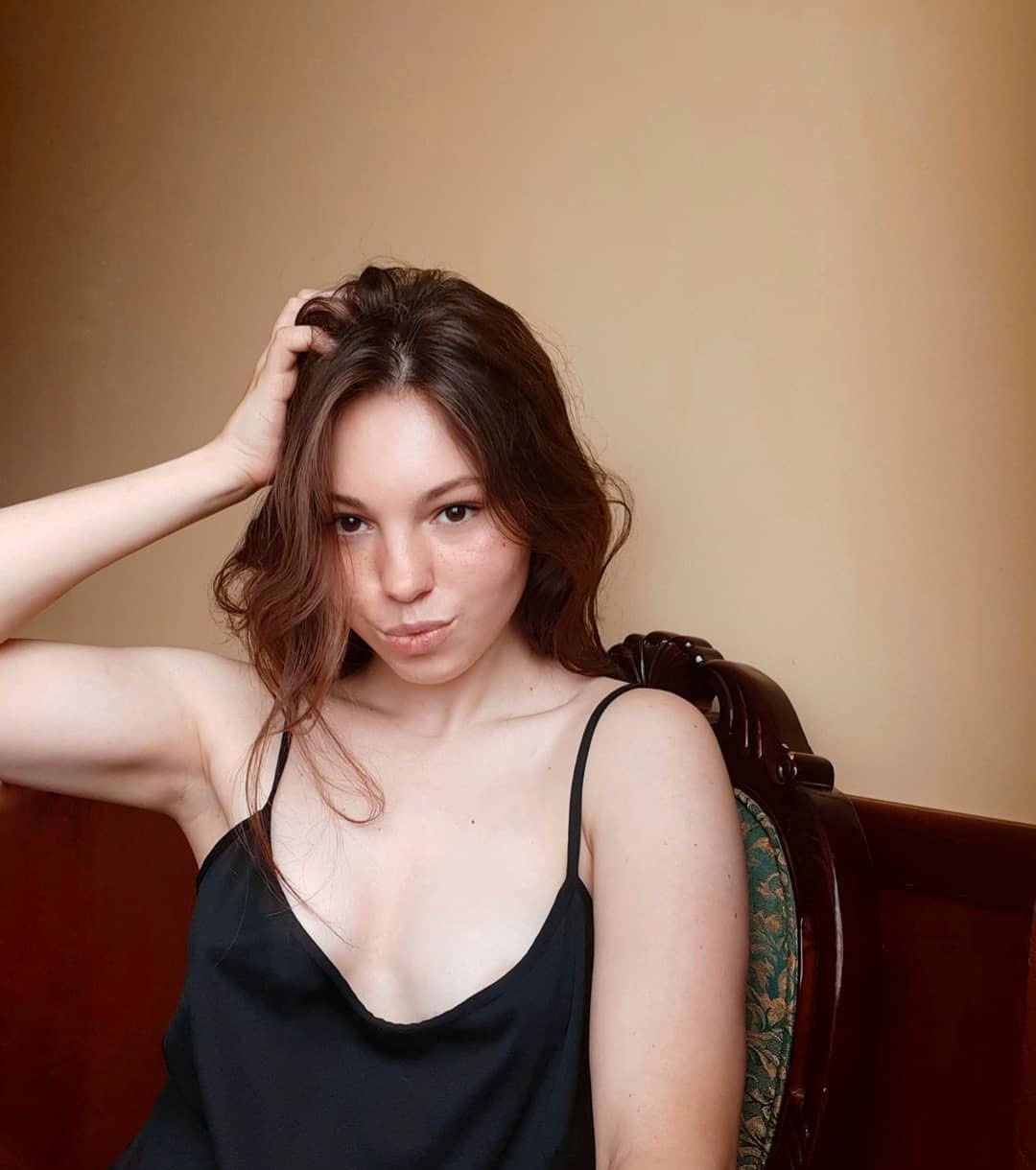 Марго привлекательная девушка из Горно-алтайска цена от 3500 руб