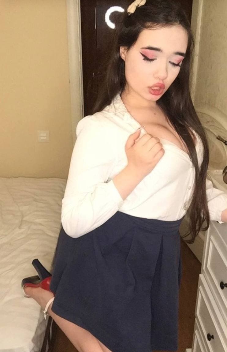 Лаки привлекательная девушка из Горно-алтайска цена от 3500 руб