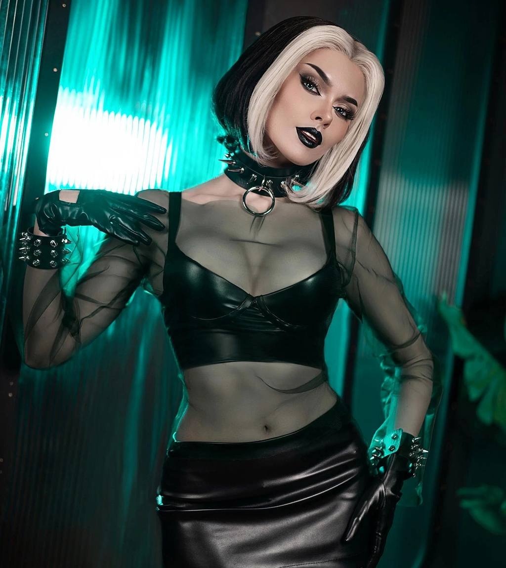 Яночка привлекательная девушка из Горно-алтайска цена от 4000 руб