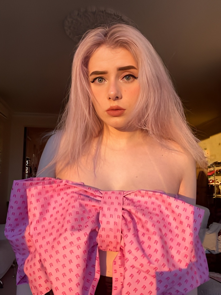 Индивидуалка Алиса, доступна для личного знакомства от 10000 руб